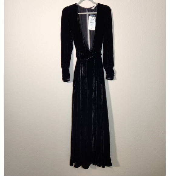 Sleeping with Jacques Renaissance Sylvia Dress Black Velvet - Picture 3 of 9